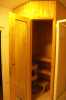 Nabízíme saunu o velikosti 115 š *110 h * 240 v. Sauna je velmi zachovalá, má 2 vnitřní dřevěné lavice umístěné ve dvou výškách. Vytápěná je saunovým elektrickým topením Narvi včetně kamenů. Součástí sauny je i speciální saunový teploměr. Sauna je rozkládací na jednotlivé stěny a dopravu řeší kupující.
Cena je k jednání