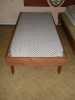 Prodám dřevěné postele - 2 ks, bez matrací, materiál dřevo smrk, barva mahagon, vhodné na chalupu, chatu. Cena 350 ,-Kč/ks. Tel. 724742543