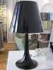 Nabízím 2x stolní lampy Flos Miss KT, designér: Philippe Starck. Rozměr: výška 43 cm, průměr stínidla 24 cm.  Perfektní stav. 
