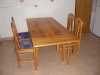 Prodám kuchyňský set - rozkládací stůl + židle 4ks. Vyrobeno z borového masivu. Běžně opotřebené. Vhodné na chatu - chalupu. Cena k jednání.