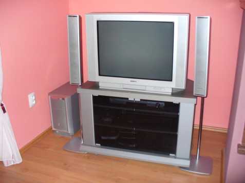 Prodám TV stolek+TV Sony,70cm,super